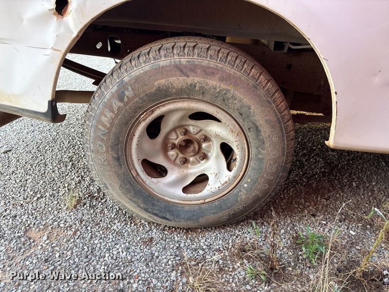 image for item EW0025 1999 Ford F150 pickup truck
