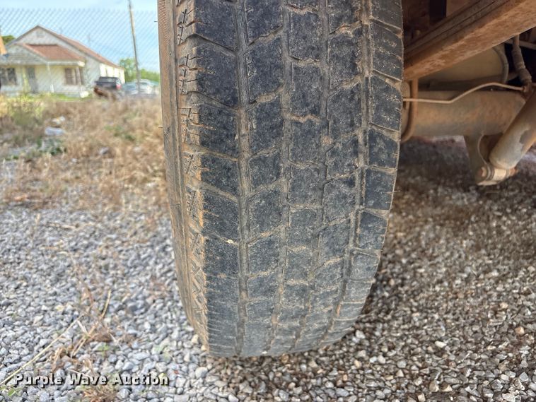image for item EW0025 1999 Ford F150 pickup truck