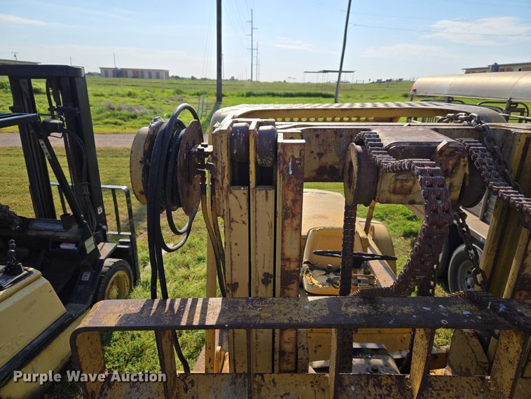 image for item EW0154 Hyster forklift