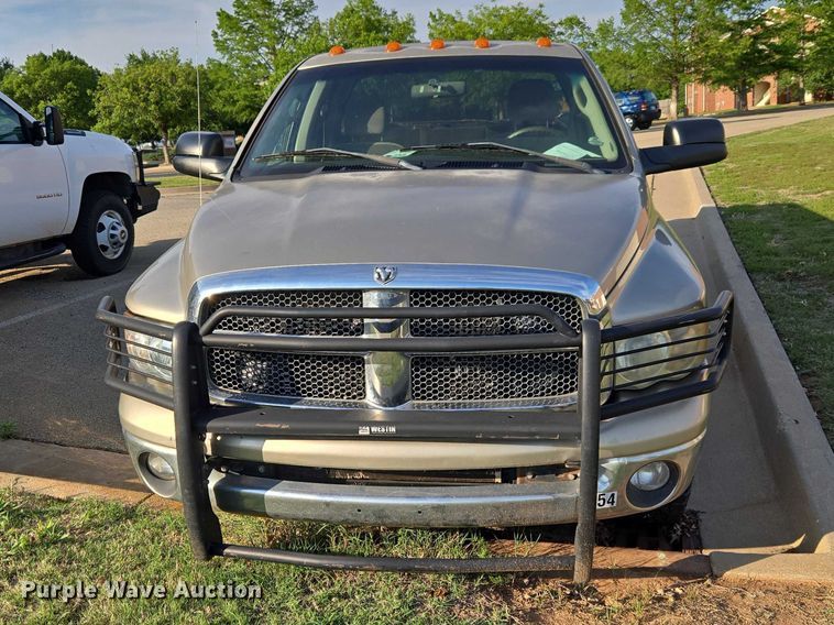 image for item EW0157 2003 Dodge Ram 3500 Ext. Cab pickup truck