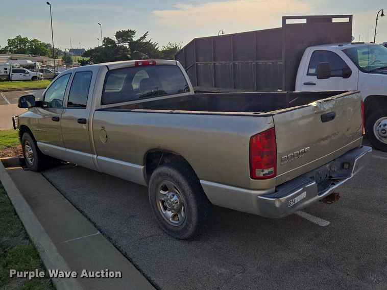 image for item EW0157 2003 Dodge Ram 3500 Ext. Cab pickup truck