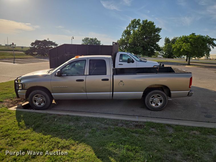 image for item EW0157 2003 Dodge Ram 3500 Ext. Cab pickup truck