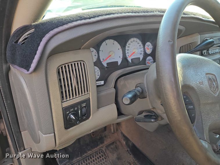 image for item EW0157 2003 Dodge Ram 3500 Ext. Cab pickup truck