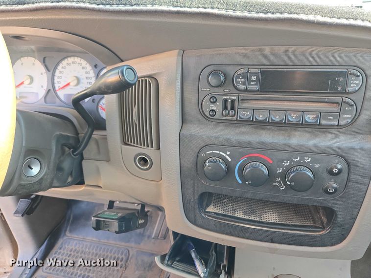image for item EW0157 2003 Dodge Ram 3500 Ext. Cab pickup truck