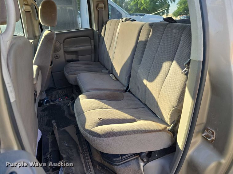 image for item EW0157 2003 Dodge Ram 3500 Ext. Cab pickup truck