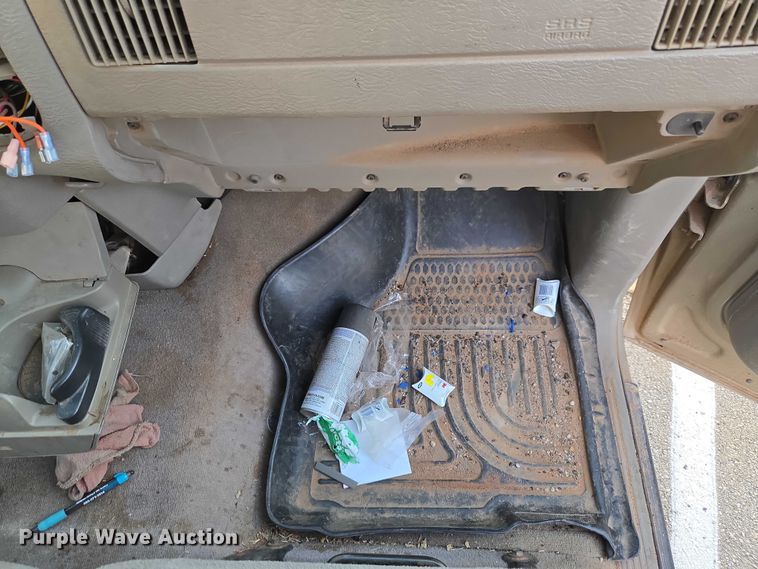 image for item EW0157 2003 Dodge Ram 3500 Ext. Cab pickup truck