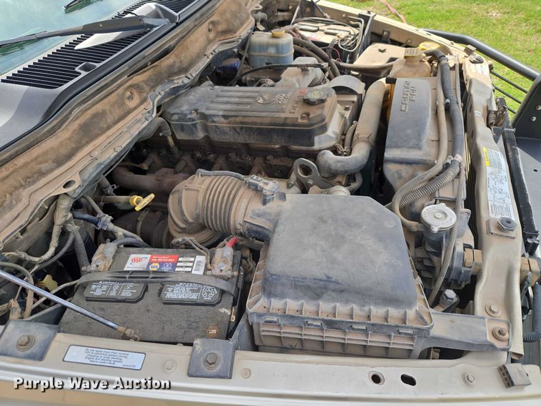 image for item EW0157 2003 Dodge Ram 3500 Ext. Cab pickup truck