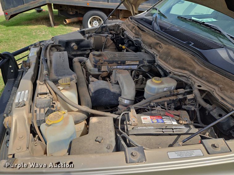 image for item EW0157 2003 Dodge Ram 3500 Ext. Cab pickup truck