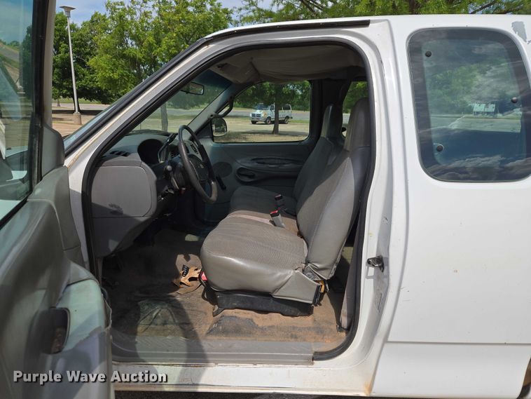 image for item EW0158 1997 Ford F150 Ext. Cab pickup truck
