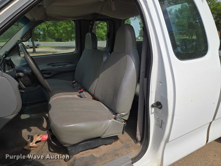 image for item EW0158 1997 Ford F150 Ext. Cab pickup truck