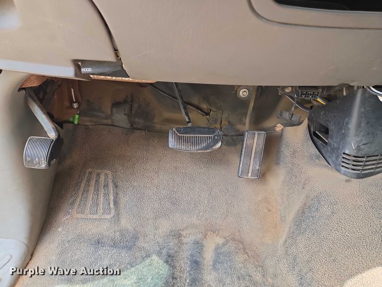 image for item EW0158 1997 Ford F150 Ext. Cab pickup truck