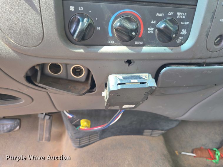 image for item EW0158 1997 Ford F150 Ext. Cab pickup truck