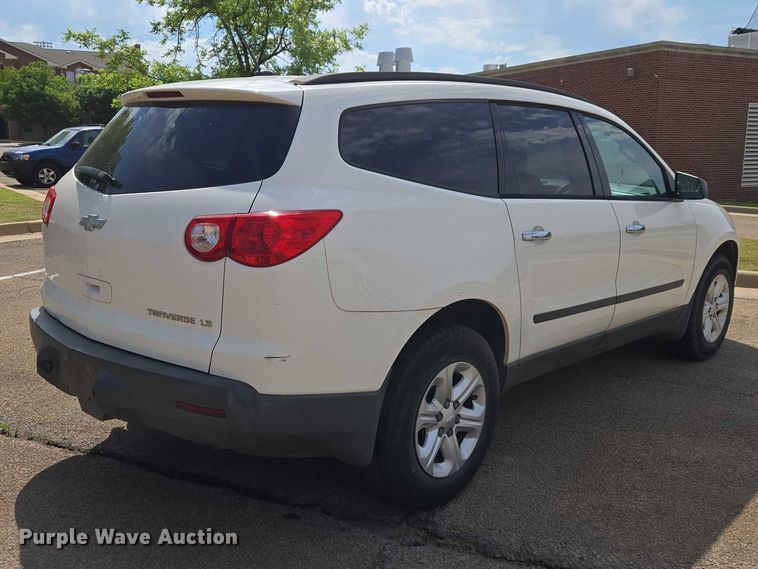 image for item EW0159 2011 Chevrolet Traverse SUV