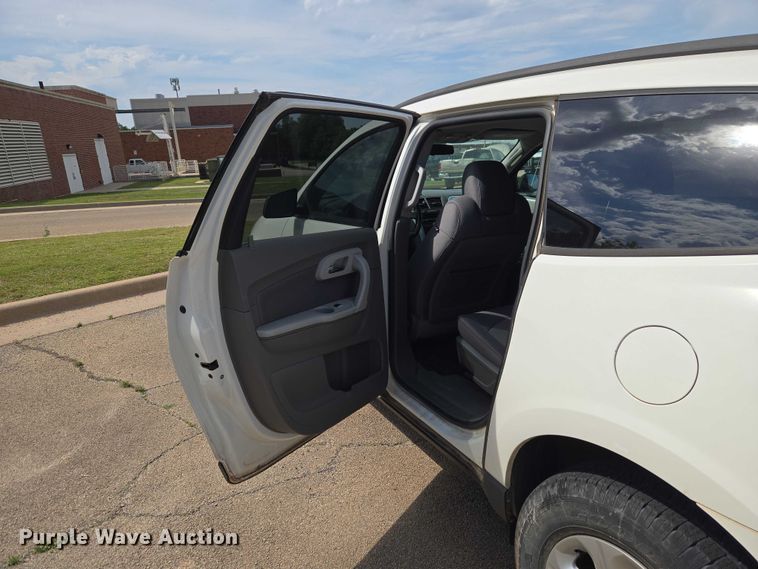 image for item EW0159 2011 Chevrolet Traverse SUV