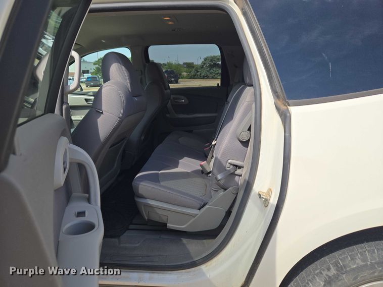 image for item EW0159 2011 Chevrolet Traverse SUV