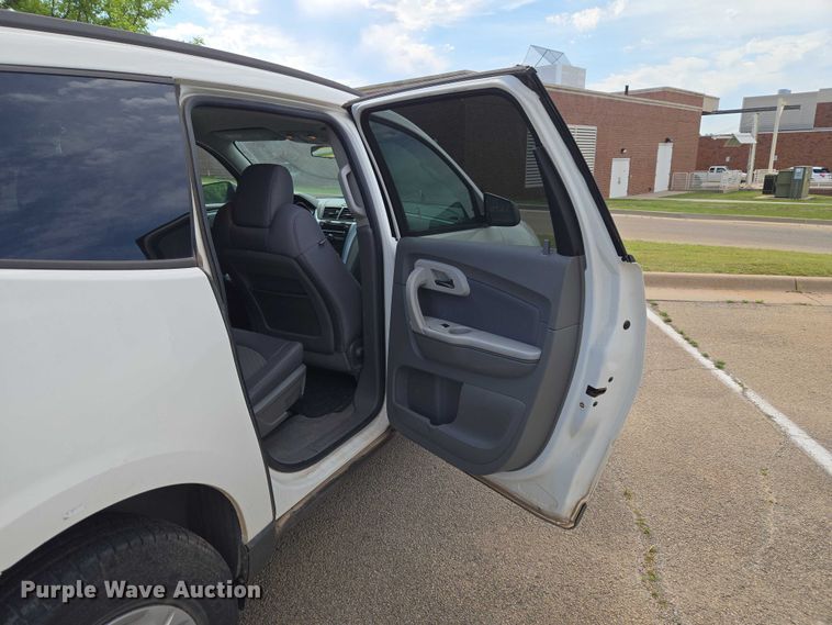 image for item EW0159 2011 Chevrolet Traverse SUV