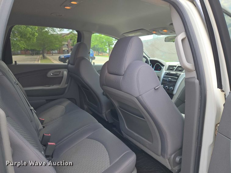 image for item EW0159 2011 Chevrolet Traverse SUV