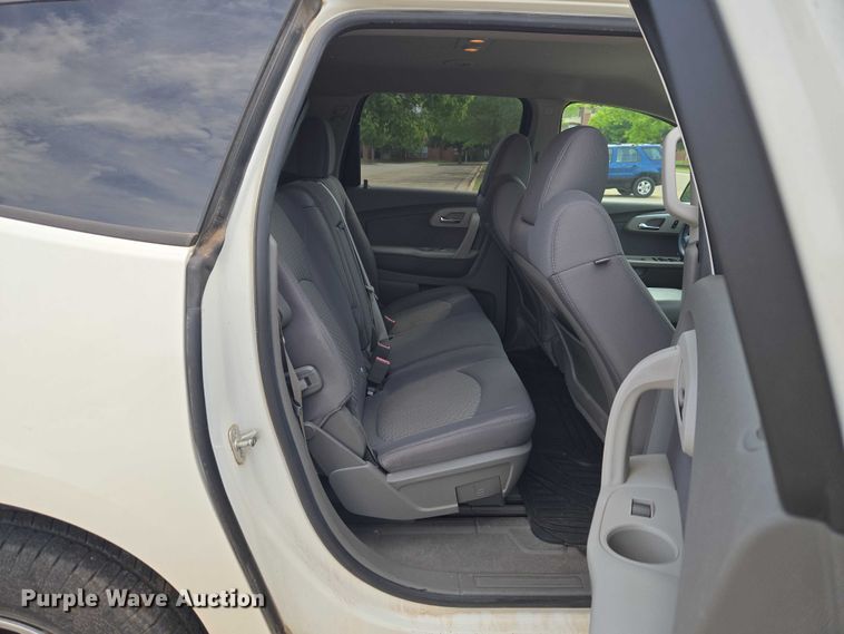 image for item EW0159 2011 Chevrolet Traverse SUV
