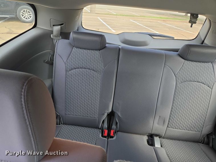 image for item EW0159 2011 Chevrolet Traverse SUV