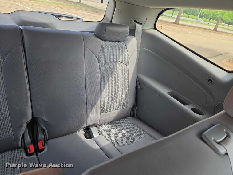 image for item EW0159 2011 Chevrolet Traverse SUV