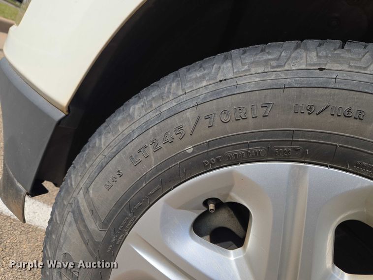 image for item EW0159 2011 Chevrolet Traverse SUV