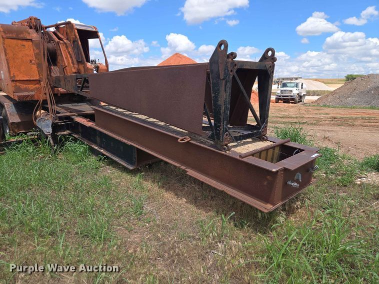 image for item EW0251 Link-Belt HC-78B crane