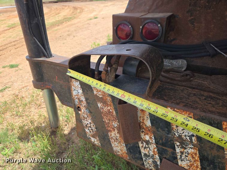 image for item EW0251 Link-Belt HC-78B crane