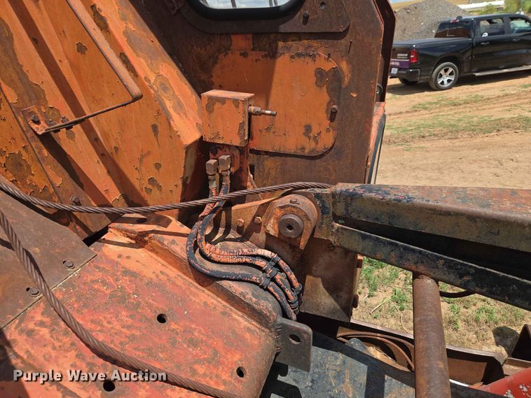 image for item EW0251 Link-Belt HC-78B crane