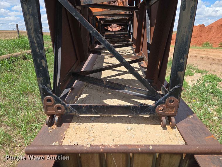 image for item EW0251 Link-Belt HC-78B crane