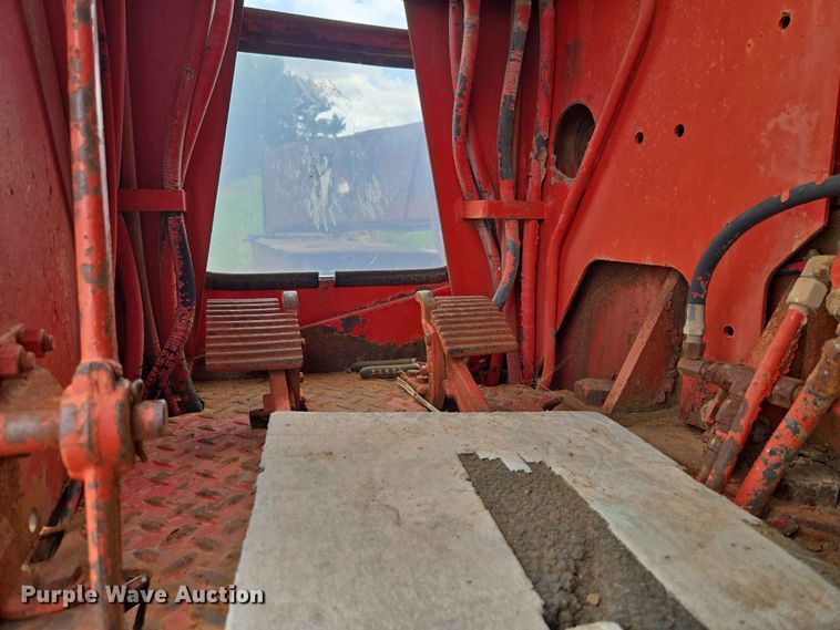 image for item EW0251 Link-Belt HC-78B crane