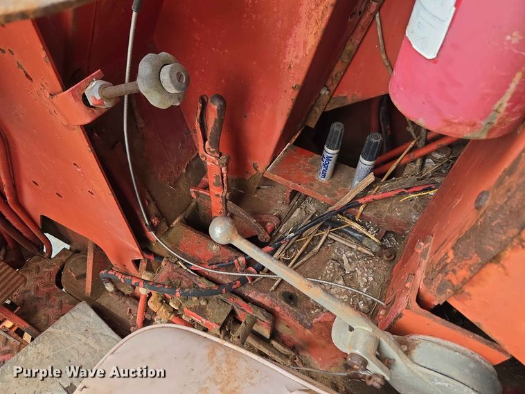 image for item EW0251 Link-Belt HC-78B crane