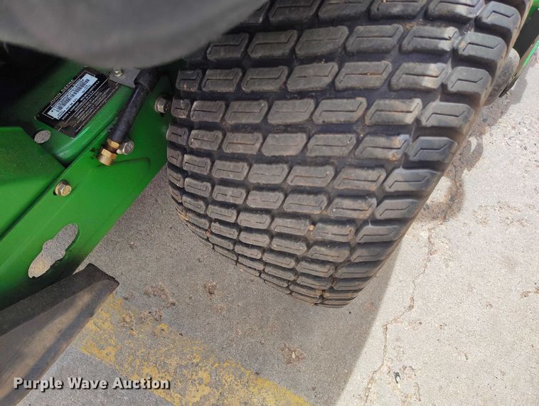 image for item EW1002 2013 John Deere Z930M ZTR lawn mower