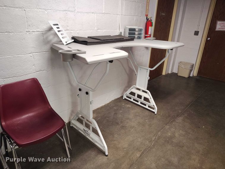 image for item EW1010 Office furniture