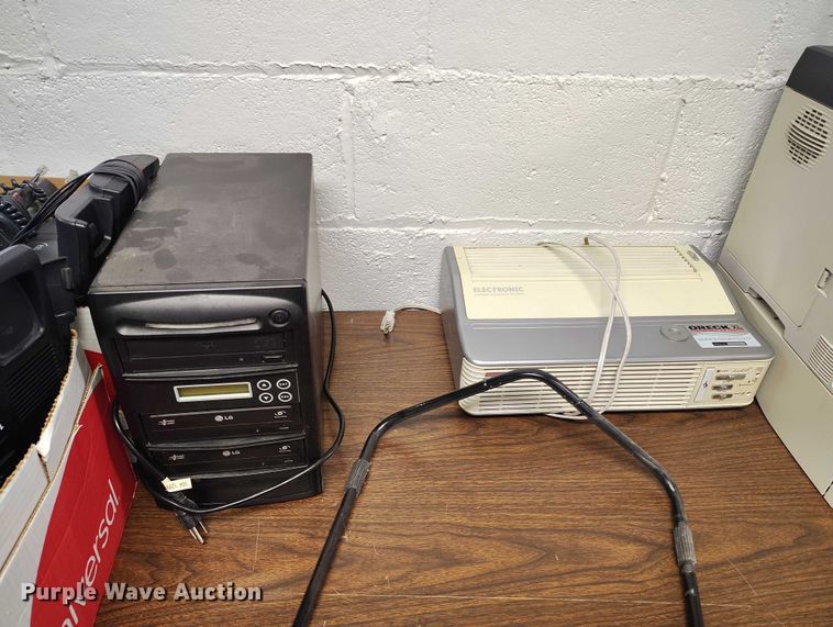 image for item EW1010 Office furniture