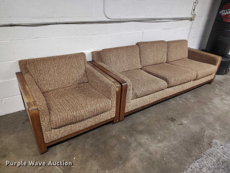 image for item EW1010 Office furniture