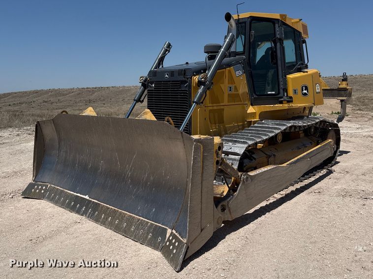 image for item EW4588 2014 John Deere 850K WLT dozer