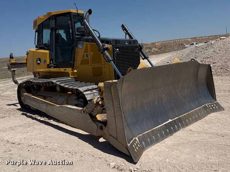 image for item EW4588 2014 John Deere 850K WLT dozer