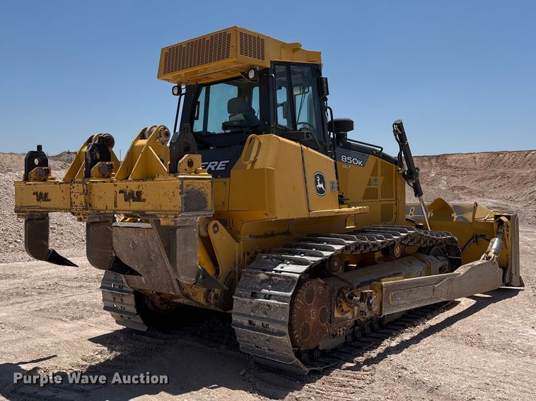 image for item EW4588 2014 John Deere 850K WLT dozer