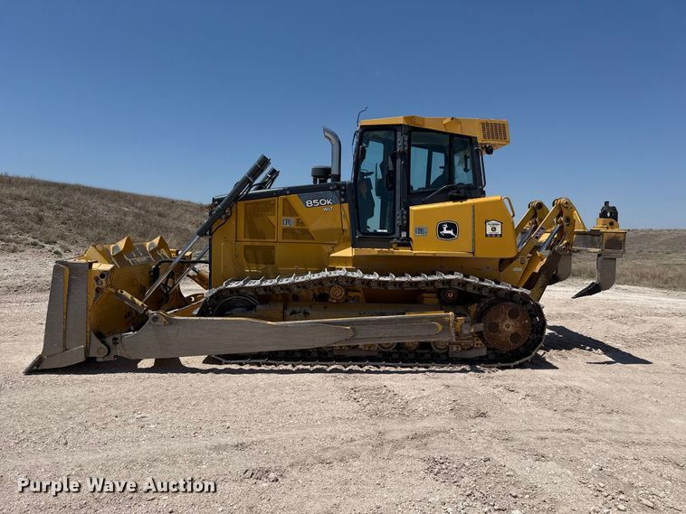image for item EW4588 2014 John Deere 850K WLT dozer
