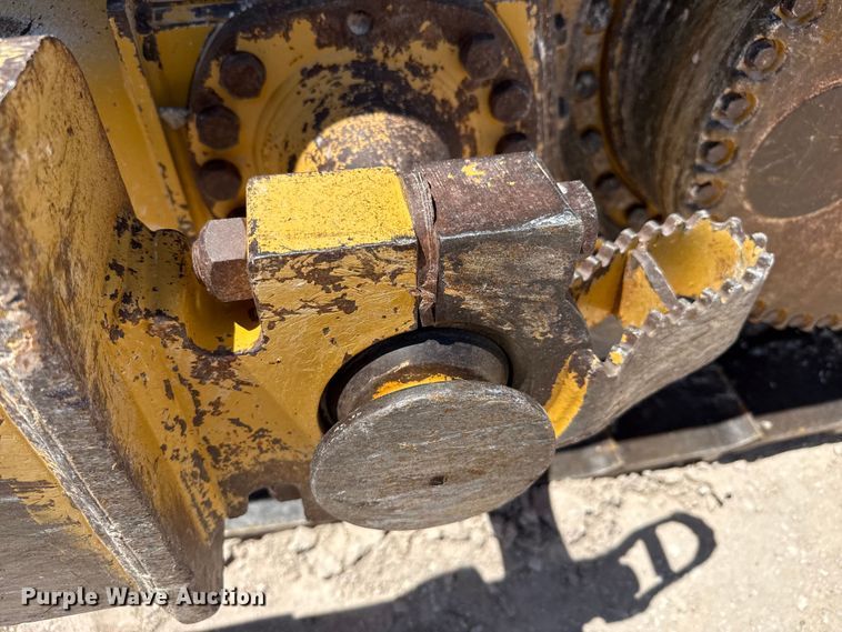 image for item EW4588 2014 John Deere 850K WLT dozer