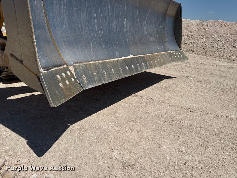 image for item EW4588 2014 John Deere 850K WLT dozer