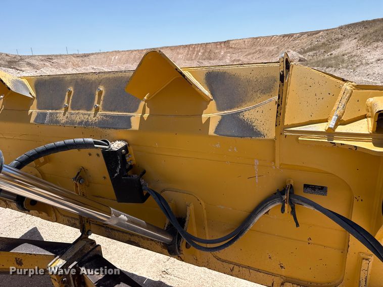 image for item EW4588 2014 John Deere 850K WLT dozer