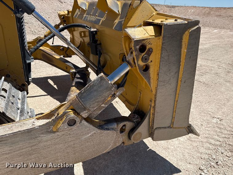 image for item EW4588 2014 John Deere 850K WLT dozer