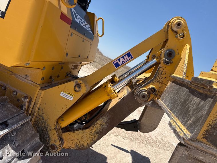 image for item EW4588 2014 John Deere 850K WLT dozer