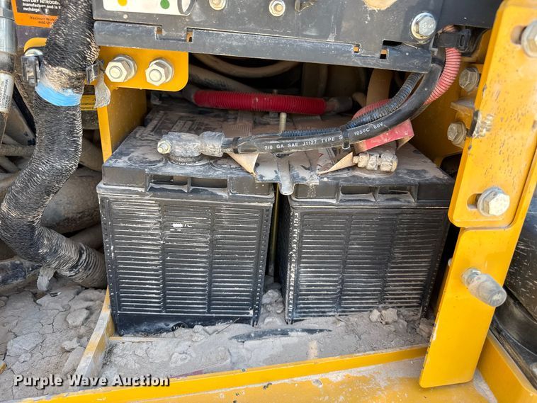 image for item EW4588 2014 John Deere 850K WLT dozer