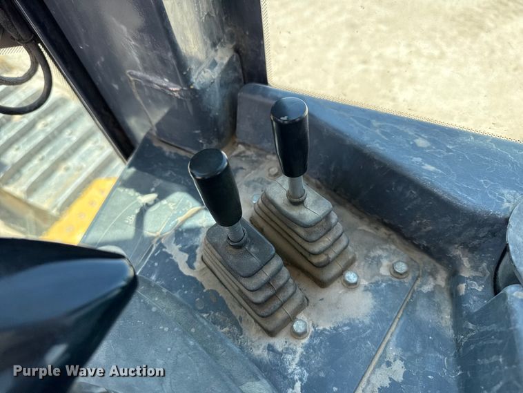 image for item EW4588 2014 John Deere 850K WLT dozer