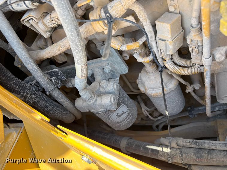 image for item EW4588 2014 John Deere 850K WLT dozer