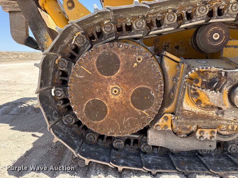 image for item EW4588 2014 John Deere 850K WLT dozer