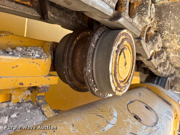 image for item EW4588 2014 John Deere 850K WLT dozer