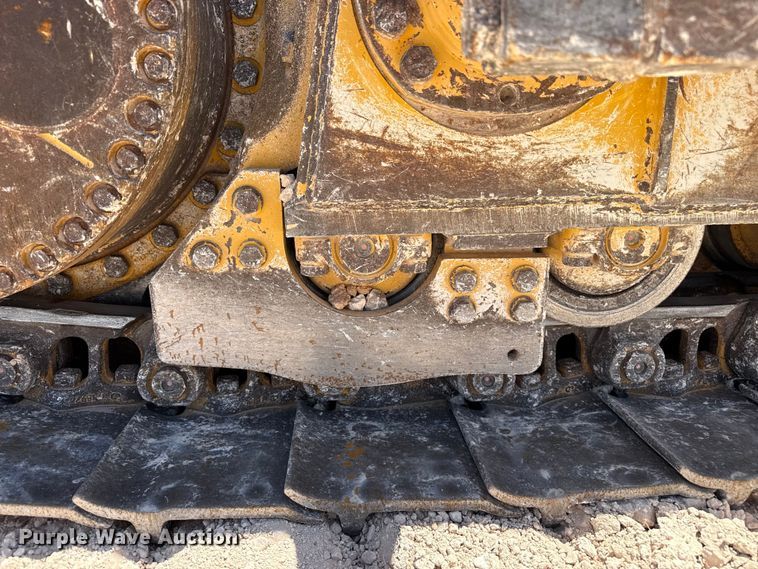 image for item EW4588 2014 John Deere 850K WLT dozer